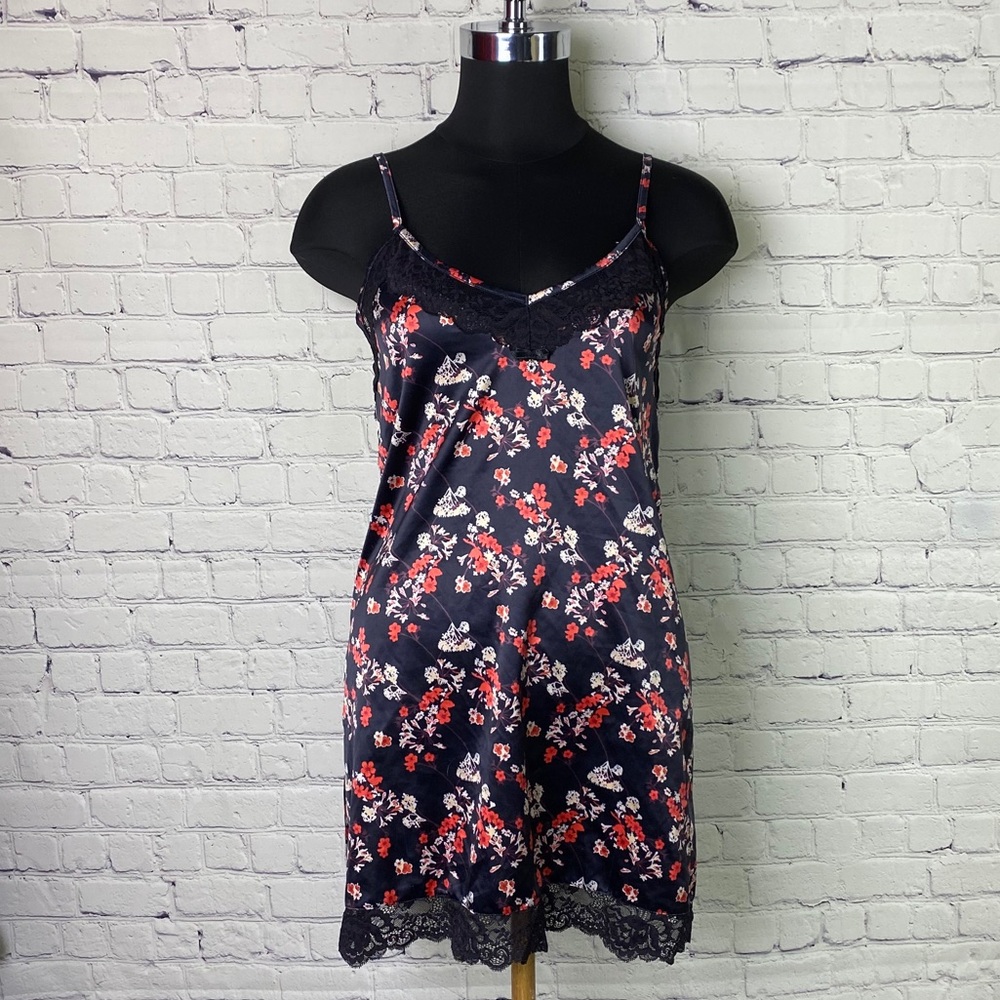 Black and red silky nightgown